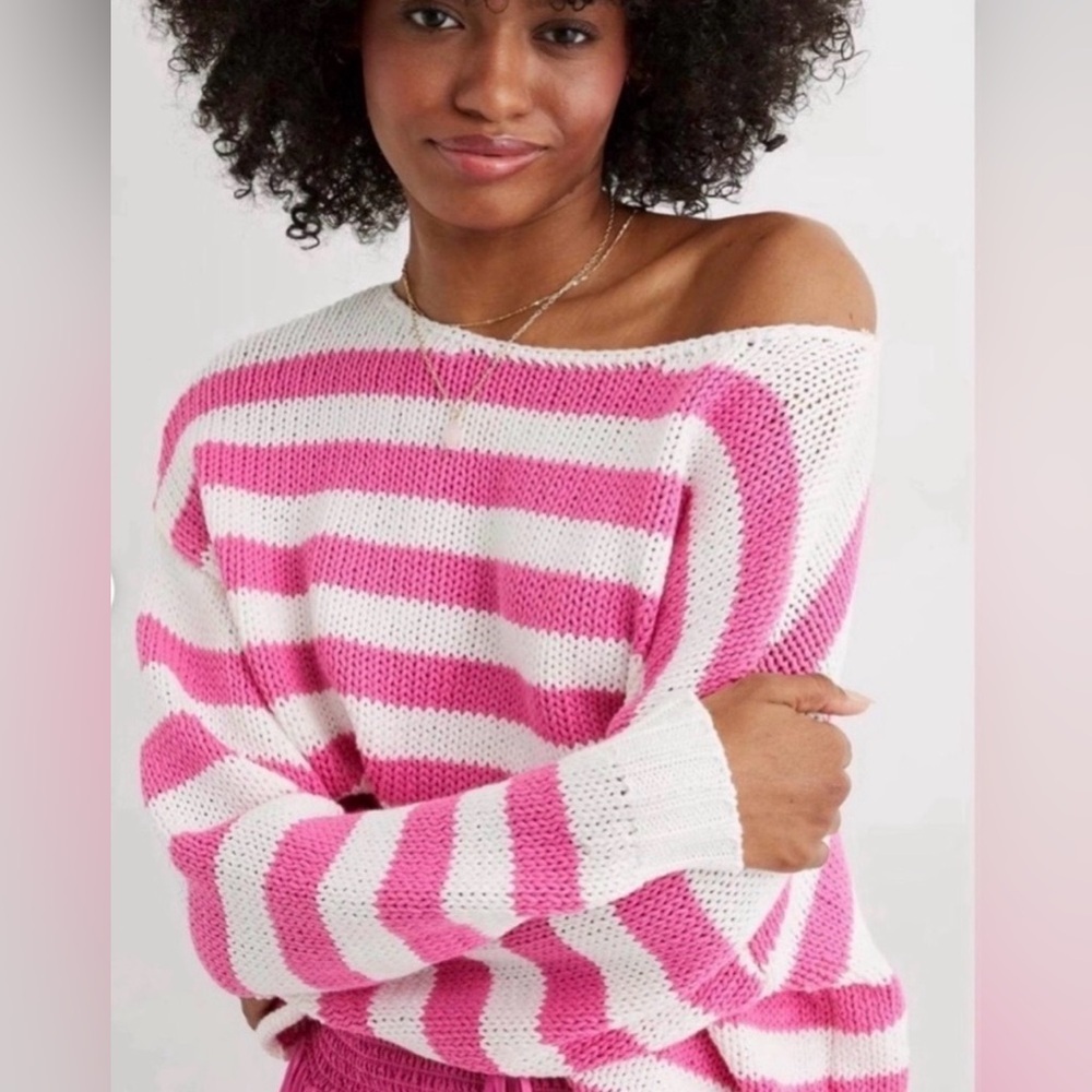 Aerie Pink and White Stripped Sweater Size Small